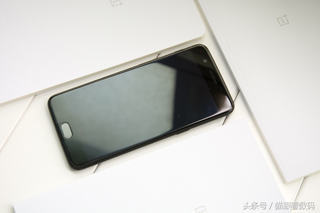 入手一加5效果如何,一加手机5的性能怎么样
