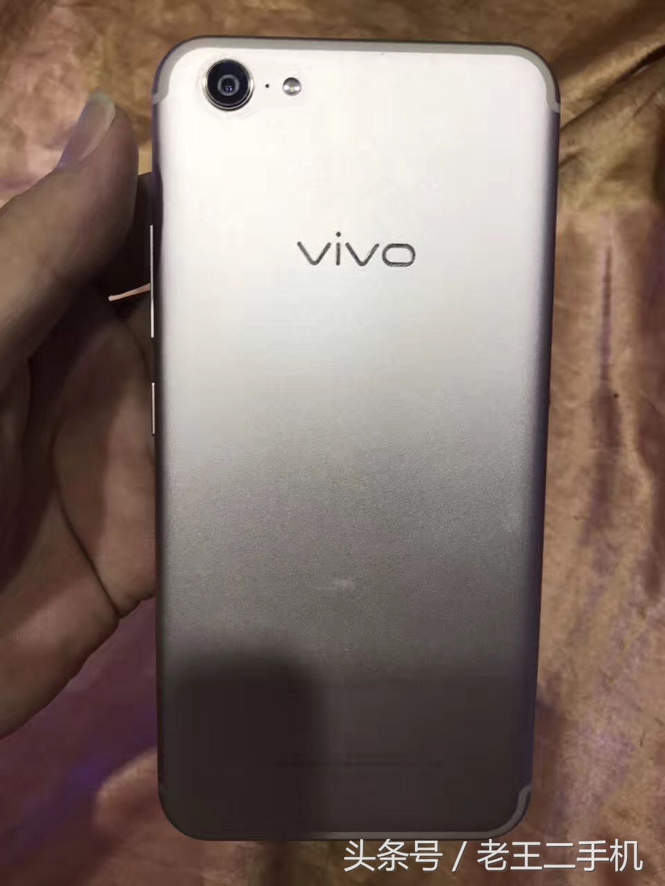 四五千的国产手机不如买苹果手机,iphone1000以下二手机推荐