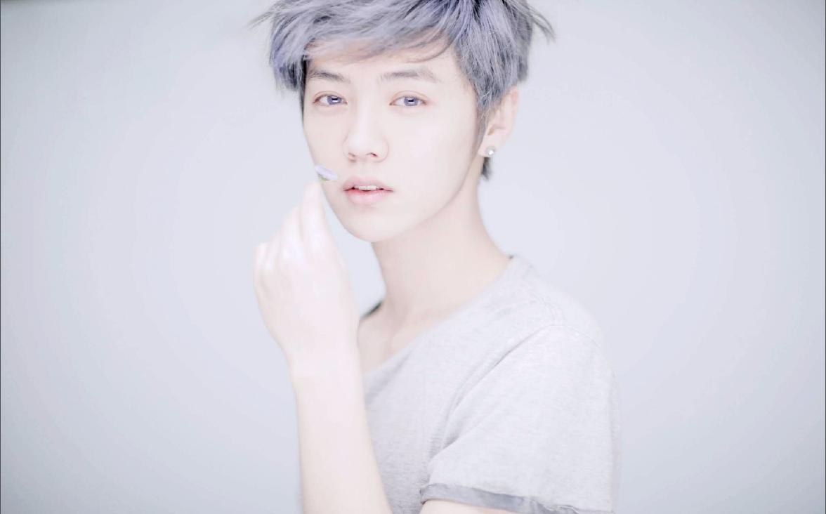 鹿晗跑男综艺耿直男孩,鹿晗早期帅气练习生