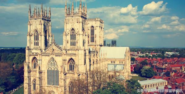 我要去英国留学该选什么学校,我要去英国
