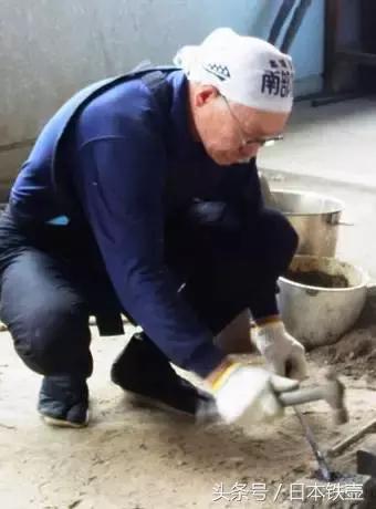 怎样辨别日本铁壶真假,日本高桥敬典铁壶真假