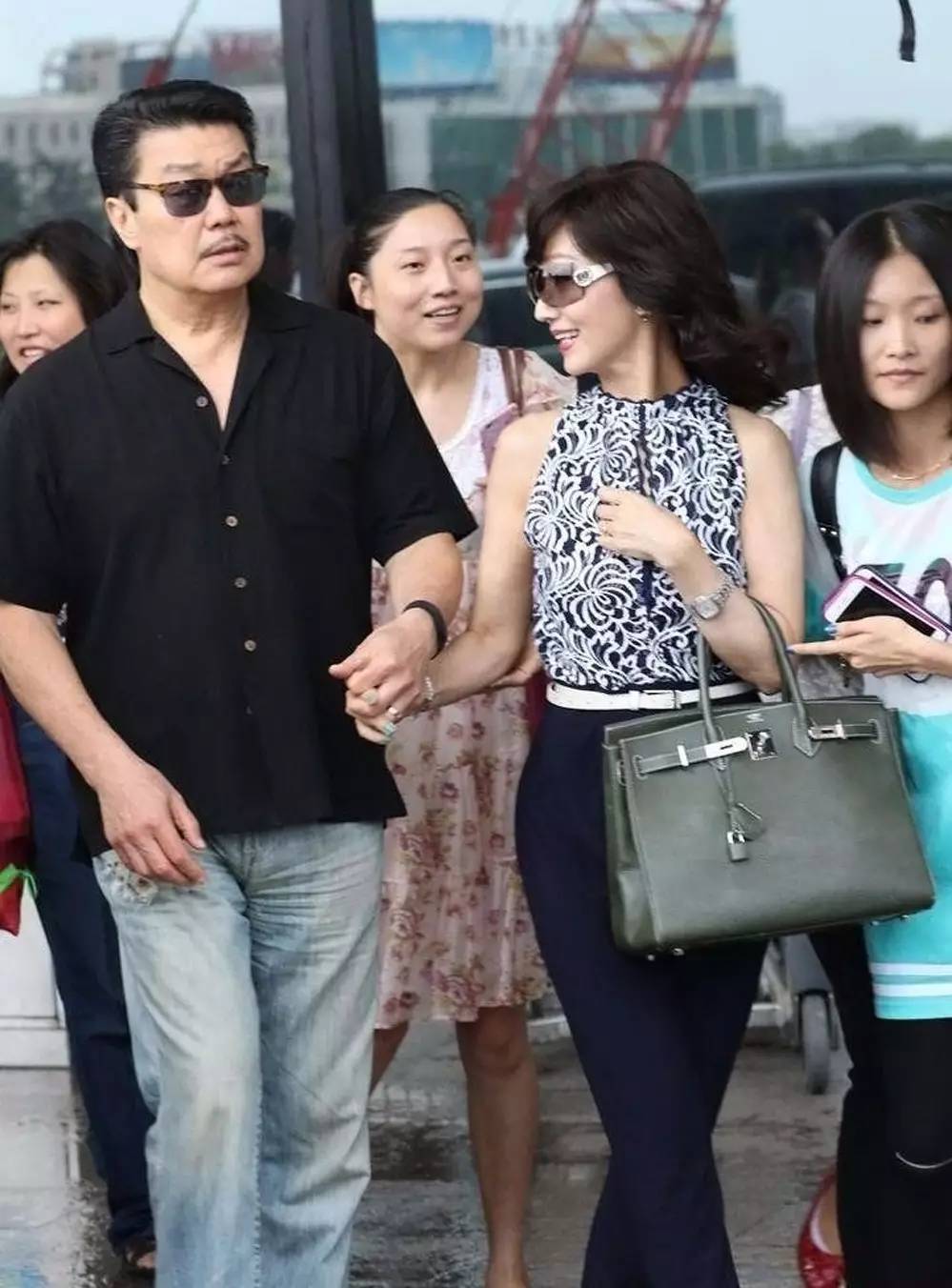 香港最著名的胡须佬，胡子不仅仅是标志，更是风格体现