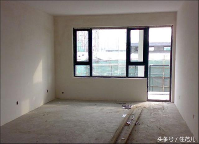 地震发生时安全的逃生方法100字,高楼发生地震时正确的逃生方法是