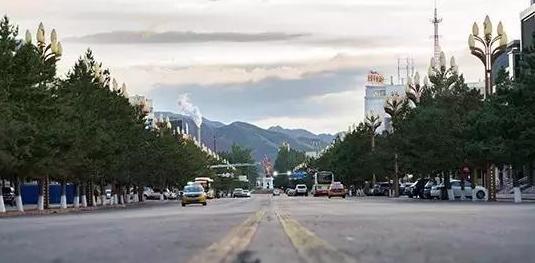 独山子石化乌鲁木齐办事处,跟小编一起玩的视频