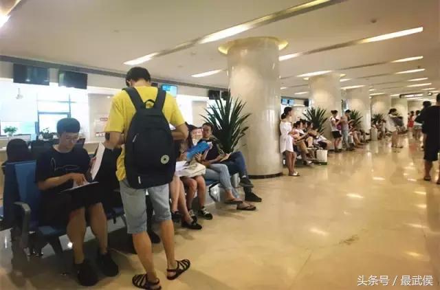 武侯政务中心延时服务上周末已正式开启，还不知道的赶紧点开！（内附延时服务预约流程）