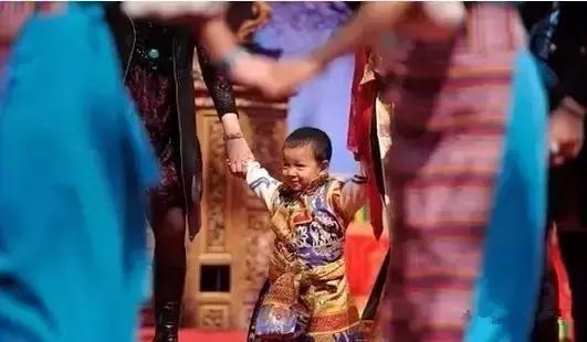 这或是世上最大的谜团藏民居然是这样给娃取名字的