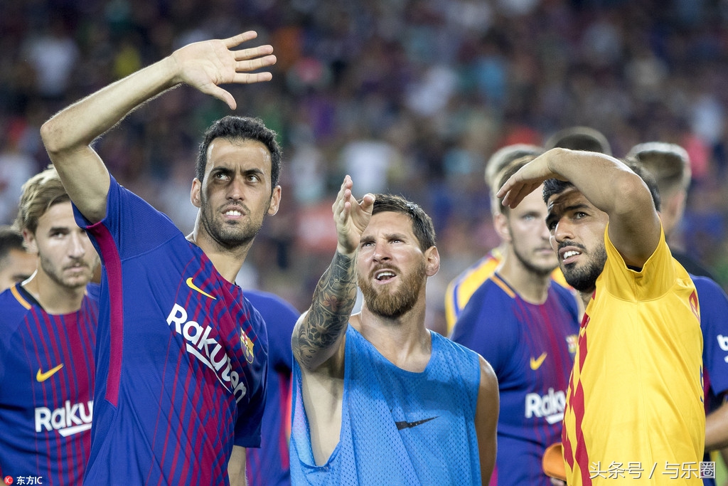 造3球!空难幸存球员痛哭梅西送拥抱,巴萨5-0沙佩科捧杯