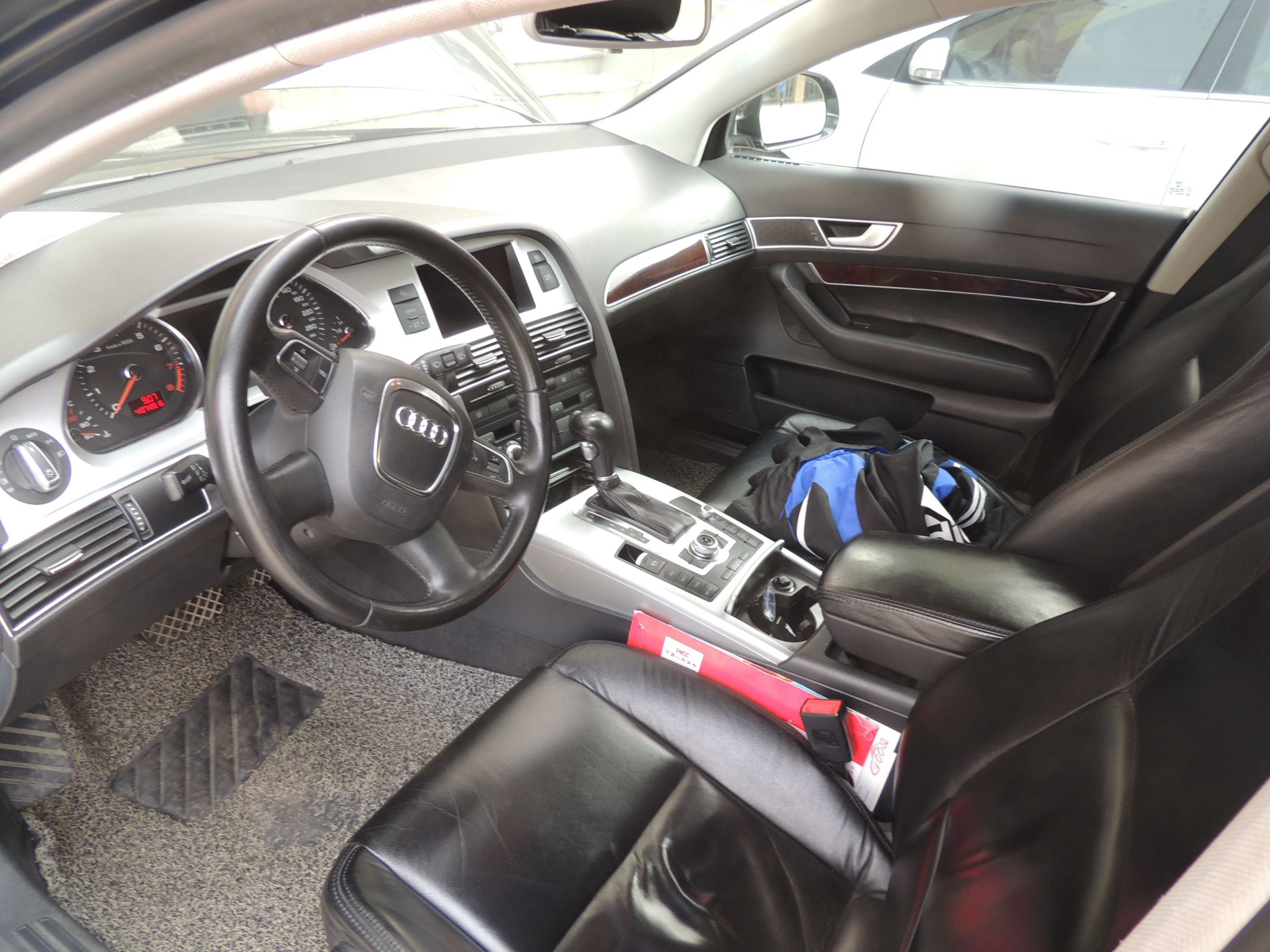 13万左右2.0t美系轿车,奥迪a6l2009款2.0tfsl基本型