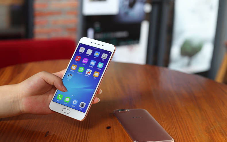 OPPOA77测评,oppoa77原装白色