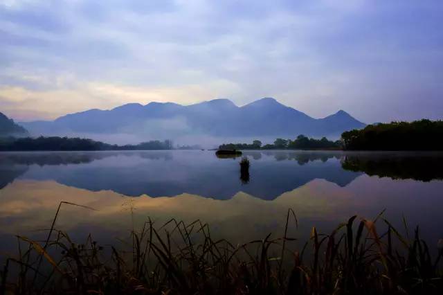 北纬30°神秘之境,在高山草甸、追逐鹿群,这里美的像天堂!