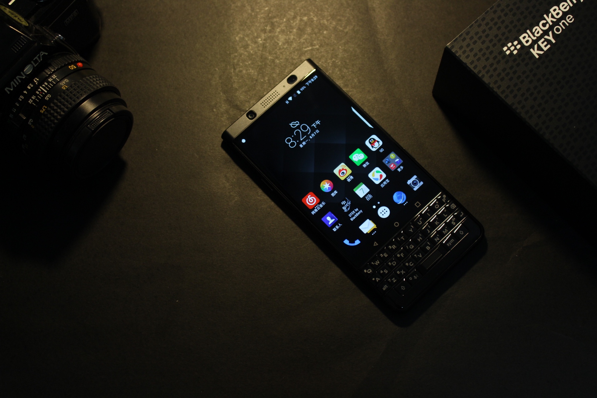 黑莓KeyOne国行上手评测：全键盘情怀的又一次升华