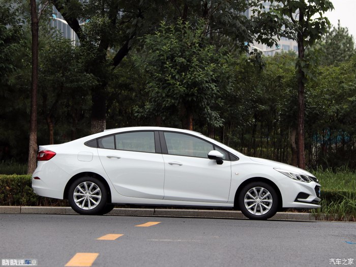 10万以内雪佛兰新款车,10万科鲁兹