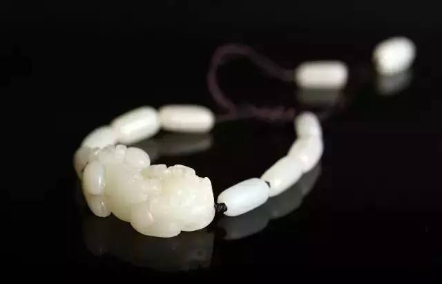 时与饰|“手”住年华,“链”念时光:八月首饰——手链