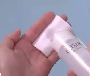 拯救秋天里的老干皮！这8款日本化妆水赶快囤起来！