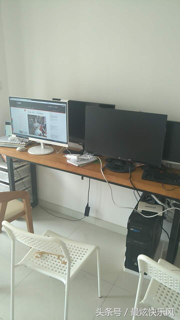 电脑显示器字体模糊发虚怎么办,笔记本外接显示器字体模糊怎么办