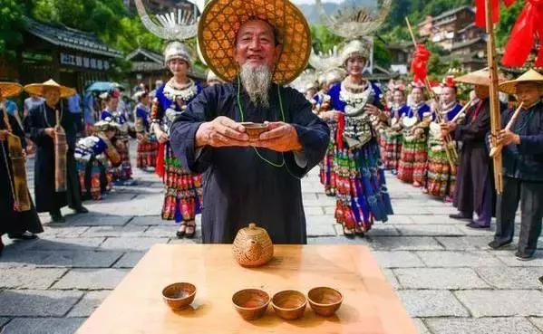 世界上有两个苦难的民族苗族,苗族是一个世界性民族