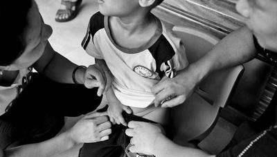 女孩18年没来月经后来去医院,女孩18岁没来大姨妈去医院检查