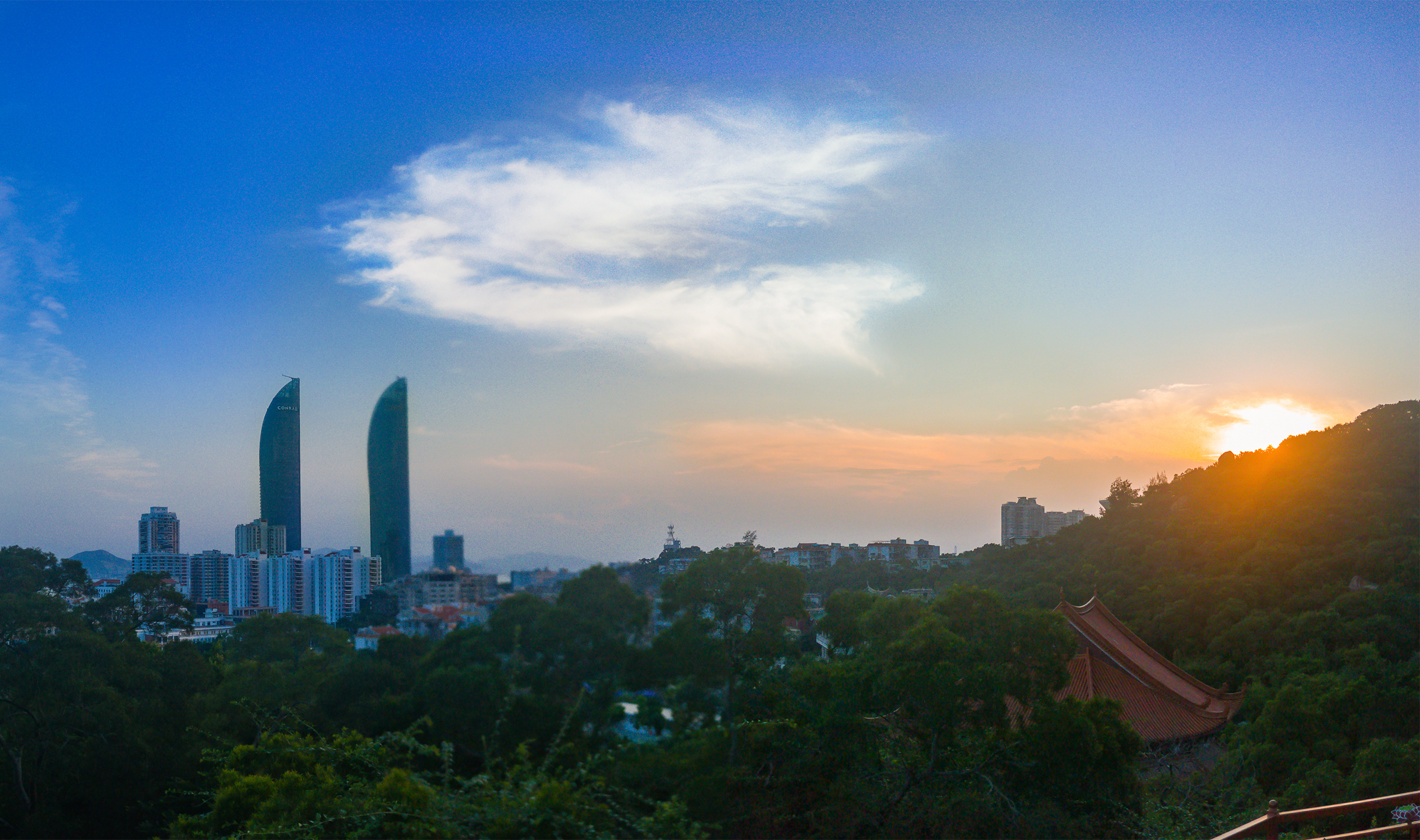 手机旅拍：厦门大学南门外的南普陀寺
