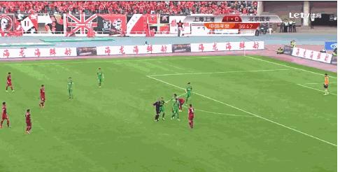 c罗让梅西绝望的三大纪录,c罗梅西伤心视频