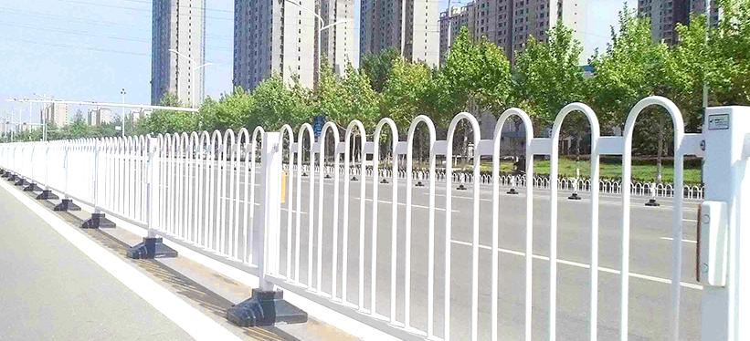 市政道路护栏热镀锌,喷塑市政护栏