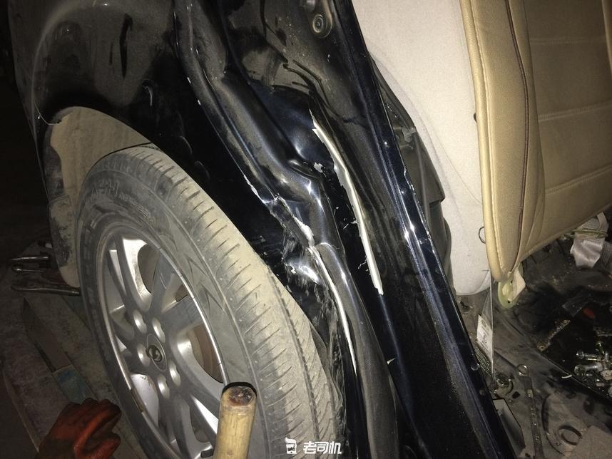 车撞树上了都有哪些地方坏,我的车撞了对方全责怎么理赔