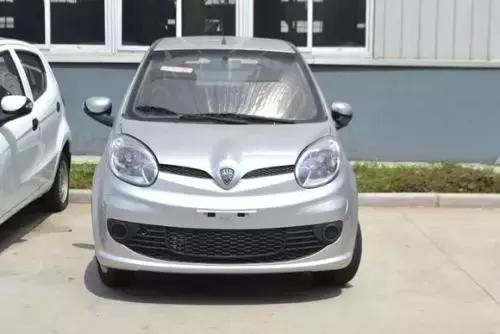 汽车前挡风玻璃划痕修复,30分钟汽车划痕修复