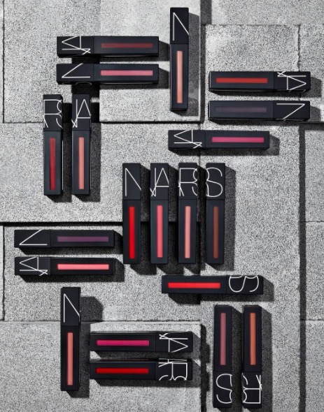 赵丽颖和杨幂白西装,别人家的男友