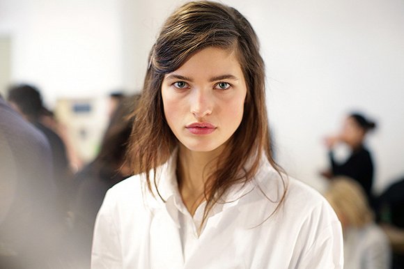 时尚每一刻精彩视频,时尚就在一瞬间图片