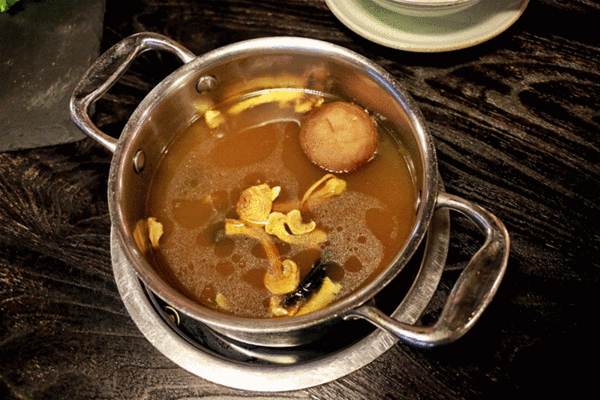 孕妇妈妈不能吃什么食物,孕妇妈妈煲汤