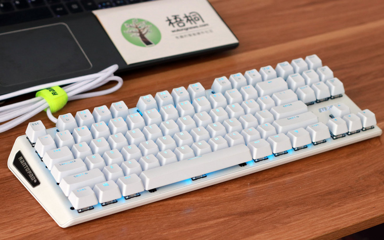 镭拓mxx机械键盘拆解,手感好炫酷的键盘