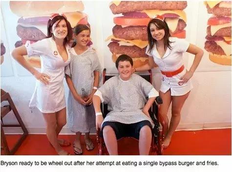 汉堡顶5斤肉,吃完心脏搭桥,代言人死了俩还有一群人抢着吃!