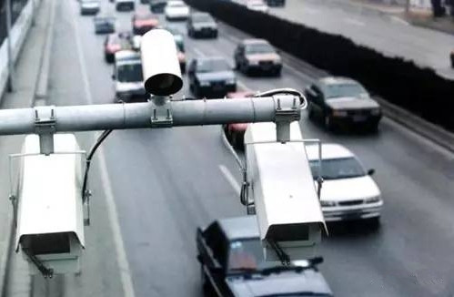 呼和浩特快速路违章,呼和浩特市区超速