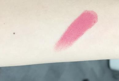 平价不掉色奶茶色口红,黄皮口红色号显白平价