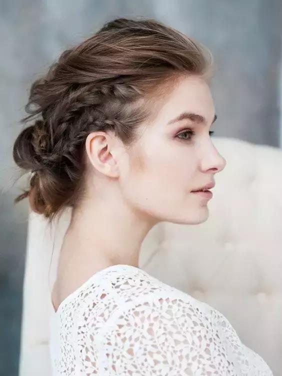 这样的丸子头绝对让你独一无二,从来不知道丸子头都可以这么好看