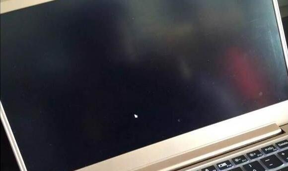 win10自动修复后黑屏只有一个鼠标,win10系统开机后黑屏只有鼠标指针