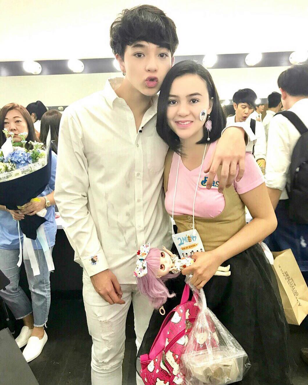 泰国母亲节，来看看泰星与母亲的有爱照片吧！