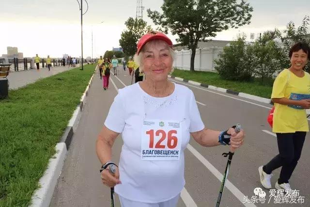 俄罗斯人在黑河的视频,黑河实拍俄罗斯