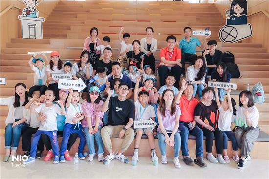 抛弃开了半年的雷K萨斯换了今天的6白