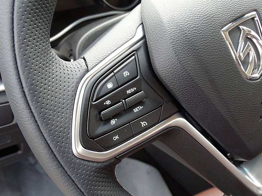 七年的宝骏560值得入手吗,宝骏560跑了八万公里还值得买吗