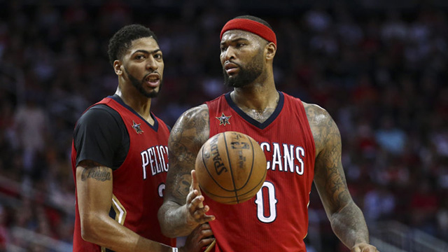 考神浓眉联手双塔,中锋凋零