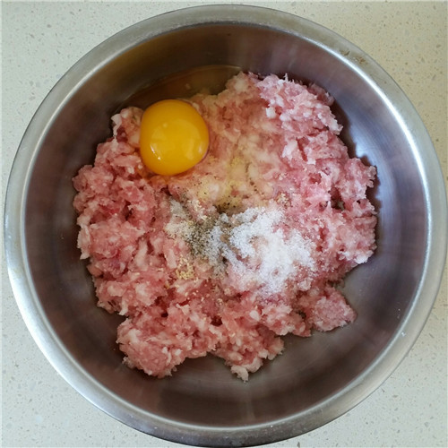 家常蒸糯米丸子的4种做法,咬一口糯米丸子