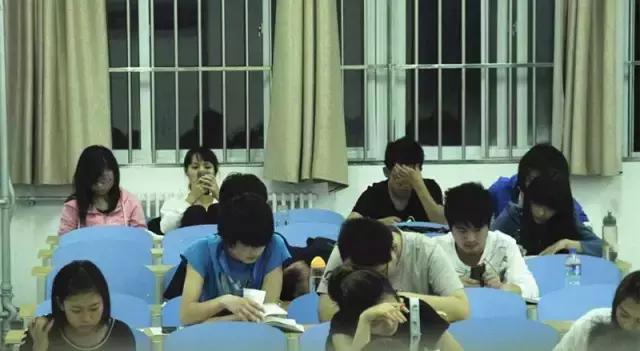 在武汉读大学需要多少生活费?超6成认为每月1200元够用!