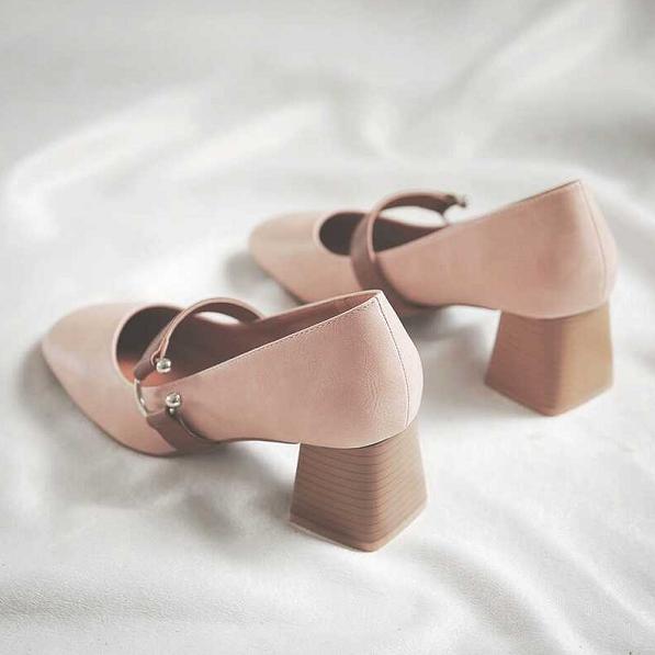 小白鞋烂大街了该穿什么鞋,超平价百搭又增高的玛丽珍鞋合集