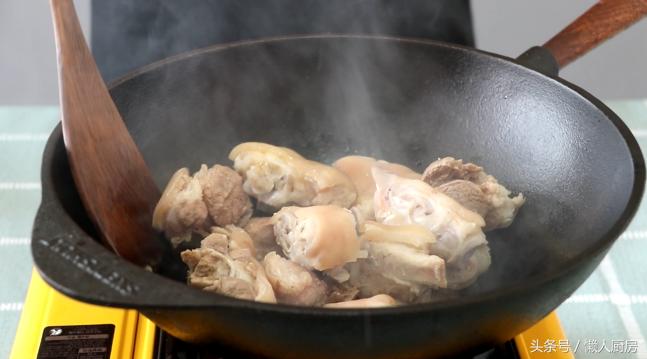 猪蹄怎么做的软烂入味儿,猪蹄如何做软烂入味好吃