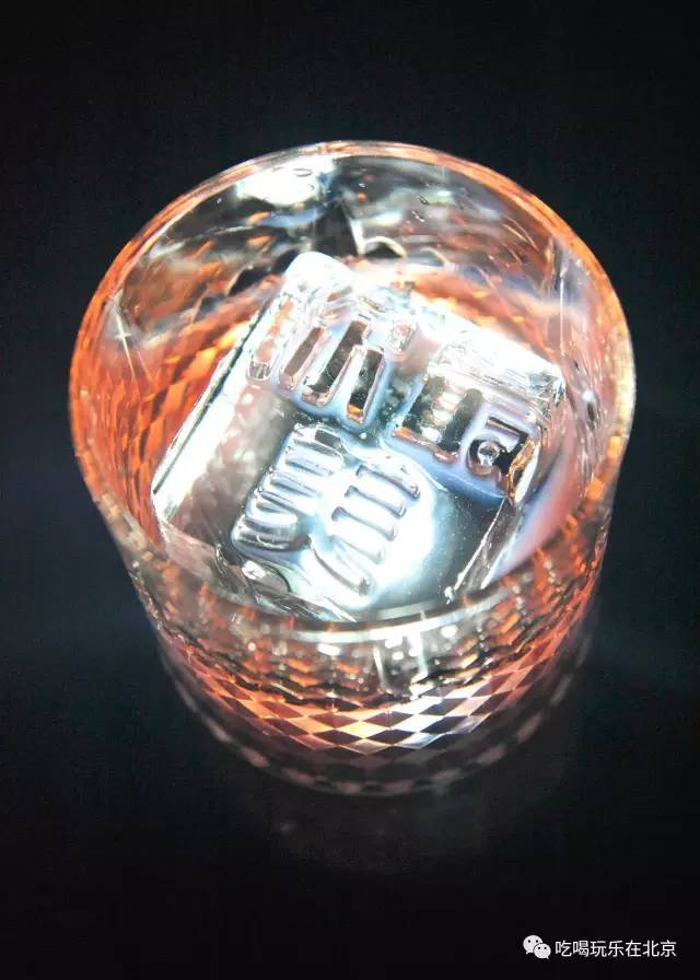 三里屯的这家店，让我甘心被“无人头”戏弄