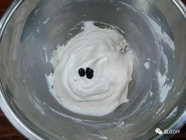 经典马卡龙教程,法式马卡龙和意式马卡龙哪个简单