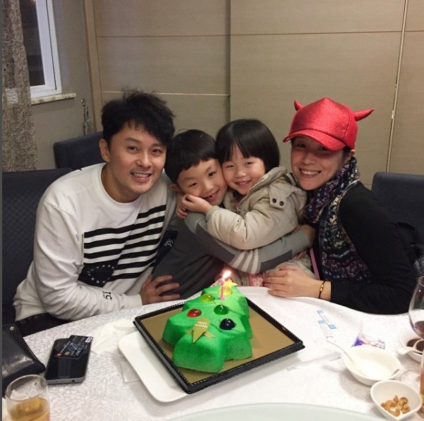 tvb小生的工资,tvb当红小生退圈从商无奈破产