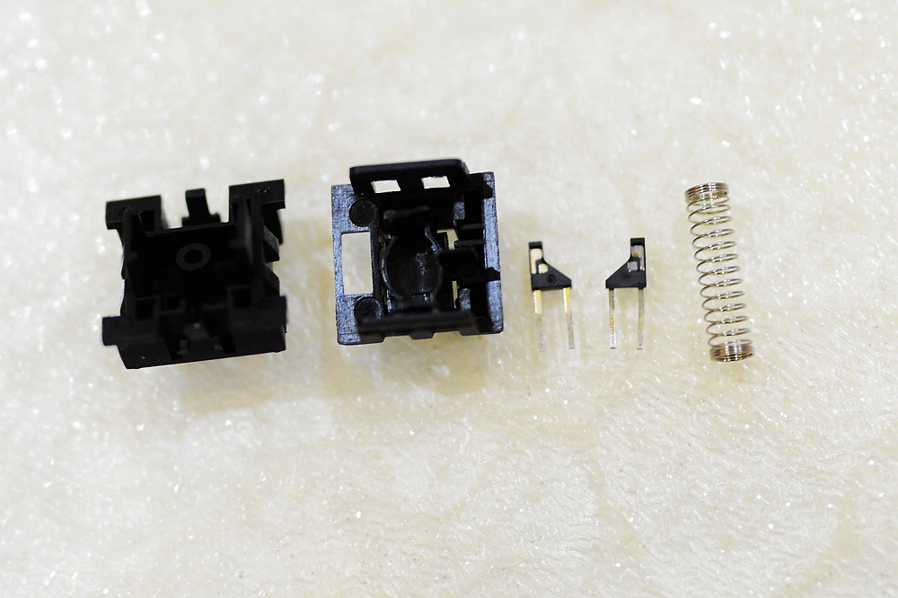 青轴机械键盘轴怎么拆视频,机械键盘卫星轴怎么拆