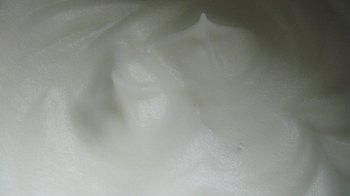 蜗牛壳烘焙之旅：喜爱足球和甜品的看过来，足球蛋糕卷来啦