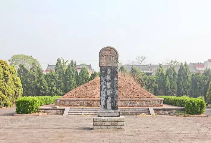 春蚕到死丝方尽用来赞美什么,春蚕到死丝方尽蜡炬成灰泪难干